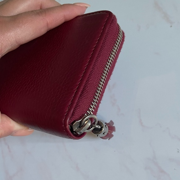 ❗️SOLD❗️Gucci Long Wallet - Picture 6 of 7